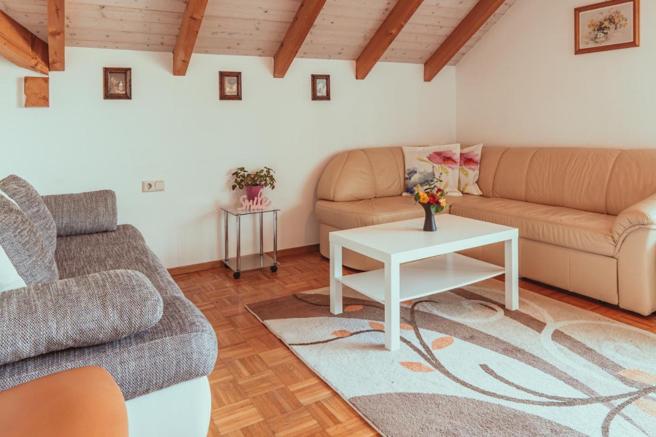 Armonia Altach, 2-6 P, 2 Schlafzimmer, Kueche, Parkplatz, Balkon, Wifi, Garten, Stellplatz Fuer Ski Exterior photo